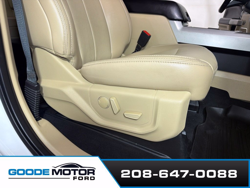 Used 2021 Ford F350 Lariat w/ Lariat Ultimate Package AWD/4WD image 25