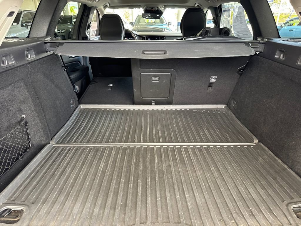 Certified 2021 Volvo V60 T5 Cross Country w/ Climate Package image 14