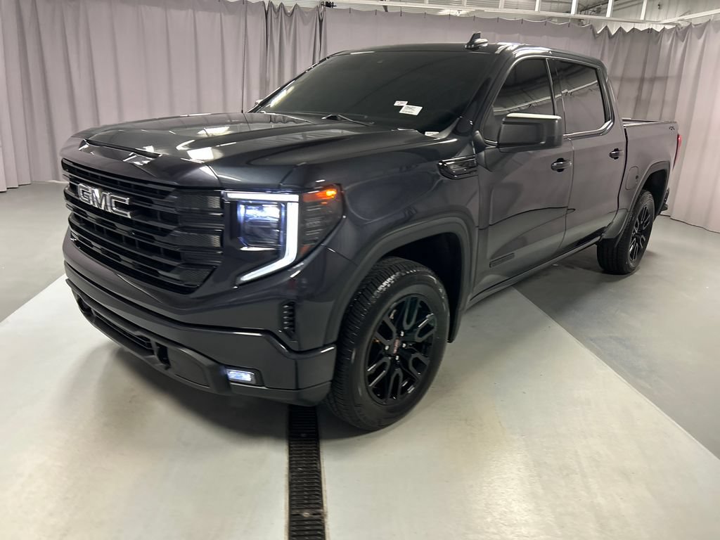 Used 2025 GMC Sierra 1500 Elevation w/ Preferred Package AWD/4WD image 3