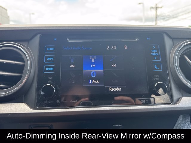 Used 2019 Toyota Tacoma TRD Sport w/ Technology Package AWD/4WD image 22
