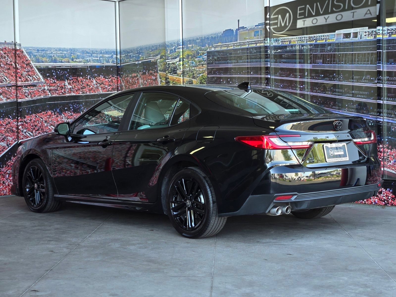 Used 2026 Toyota Camry SE AWD/4WD image 5