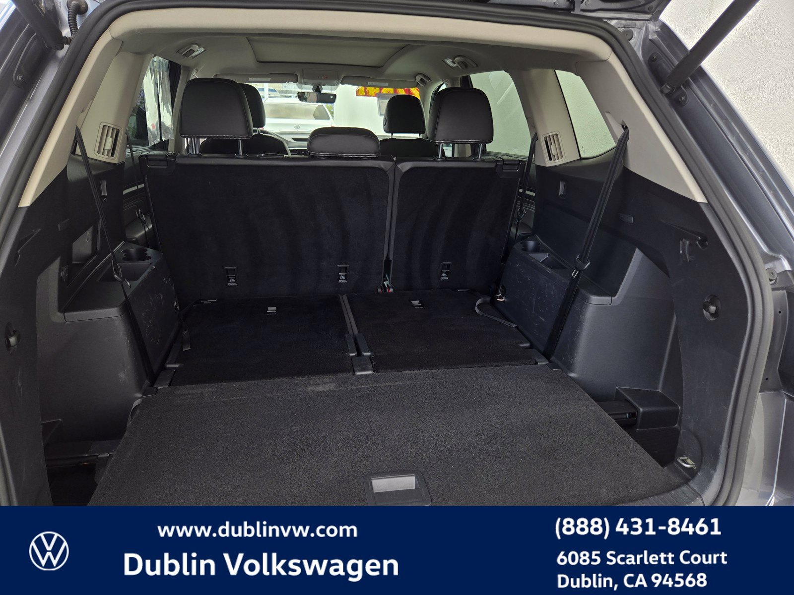 Used 2023 Volkswagen Atlas SE w/ Panoramic Sunroof Package FWD image 26