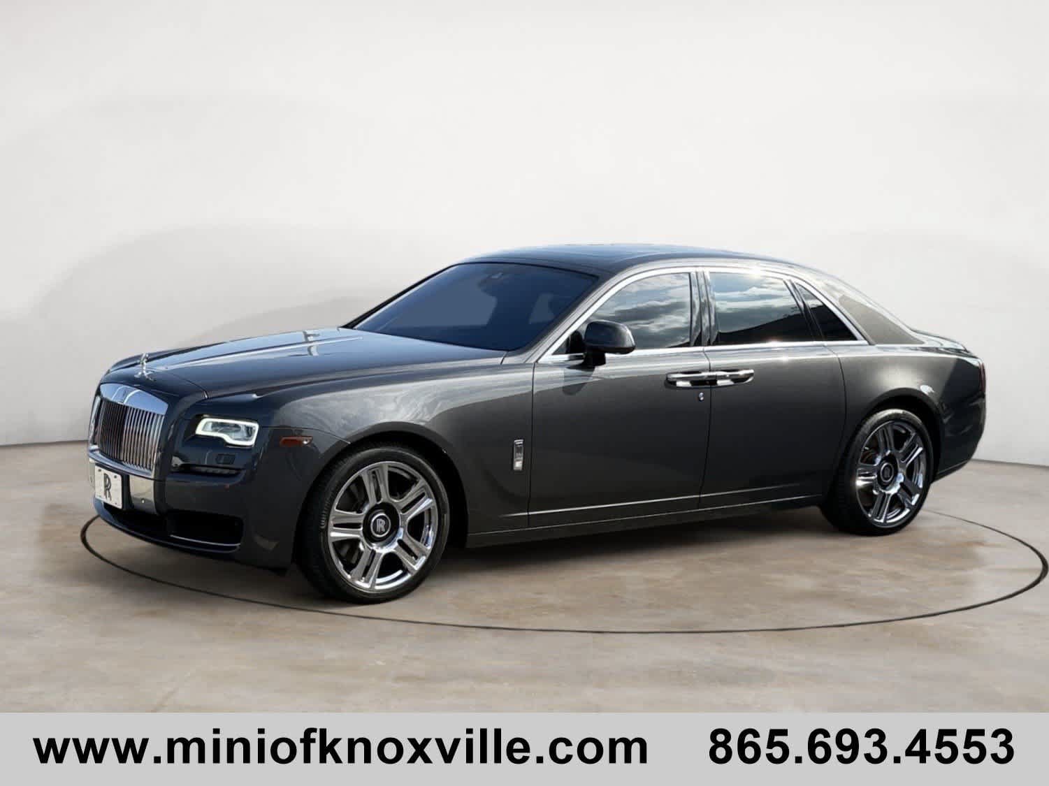 Used 2015 Rolls-Royce Ghost RWD image 7