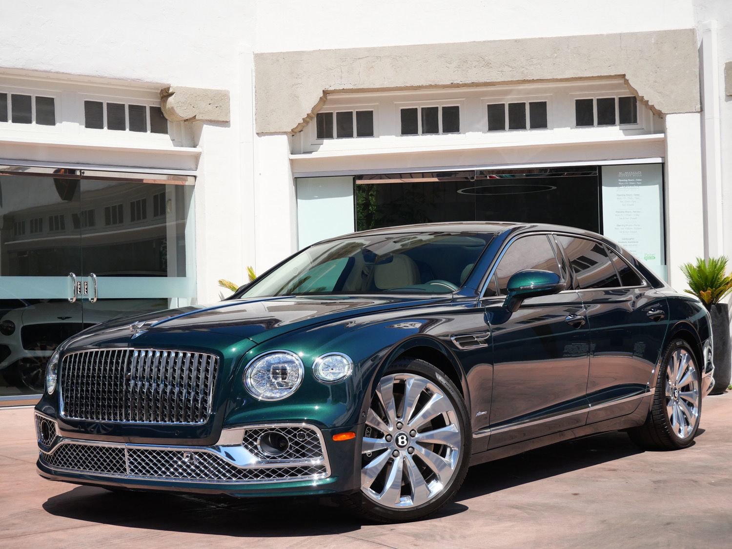 Used 2024 Bentley Flying Spur Azure image 12