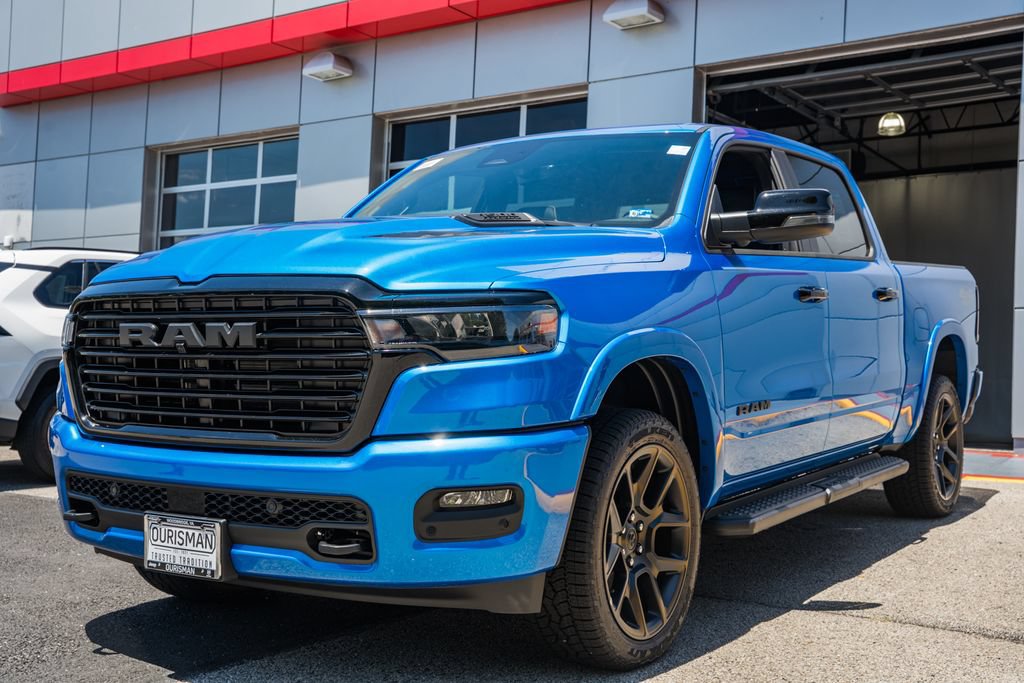 New 2026 RAM 1500 Laramie AWD/4WD image 3