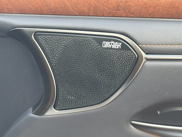 Used 2022 Lexus ES 300h Ultra Luxury w/ Accessory Package 2 FWD image 21