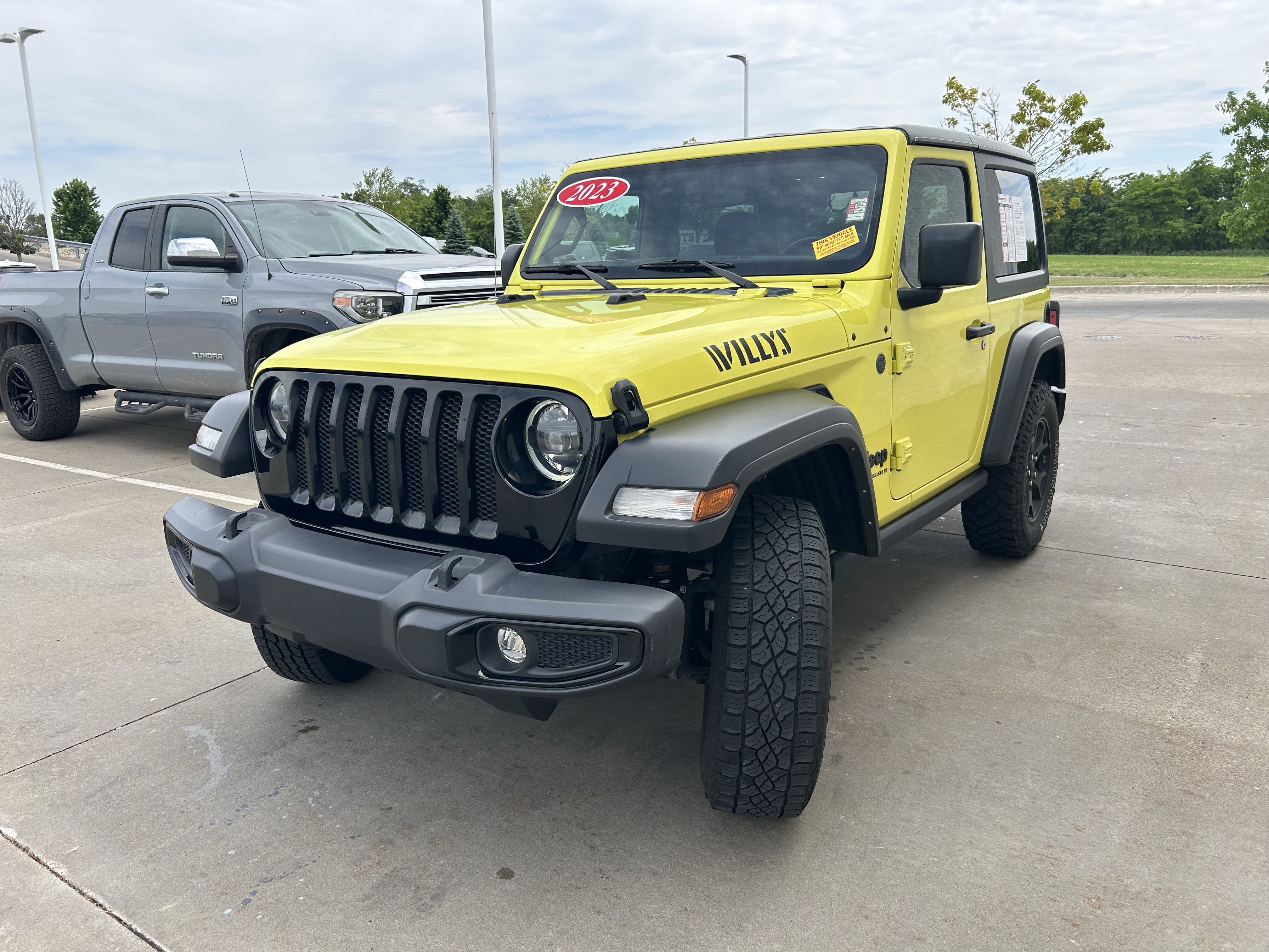 Used 2023 Jeep Wrangler Sport AWD/4WD image 3