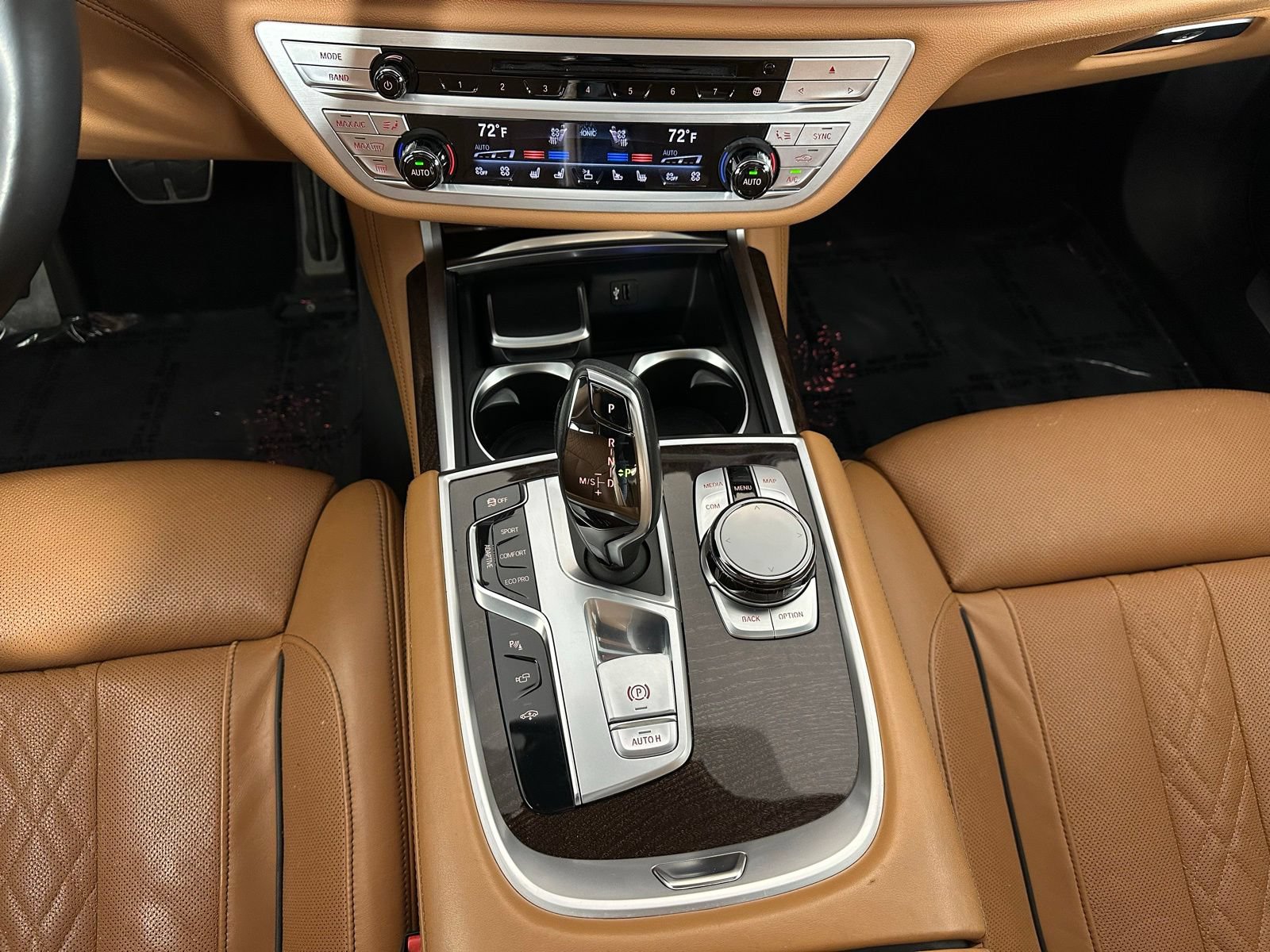 Used 2018 BMW 750i xDrive AWD/4WD image 30