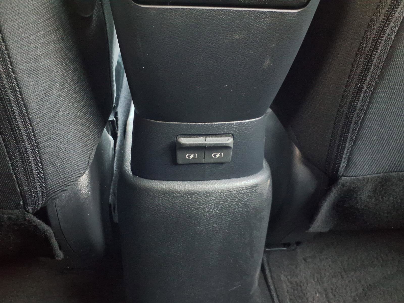 Used 2023 Nissan Kicks S image 24