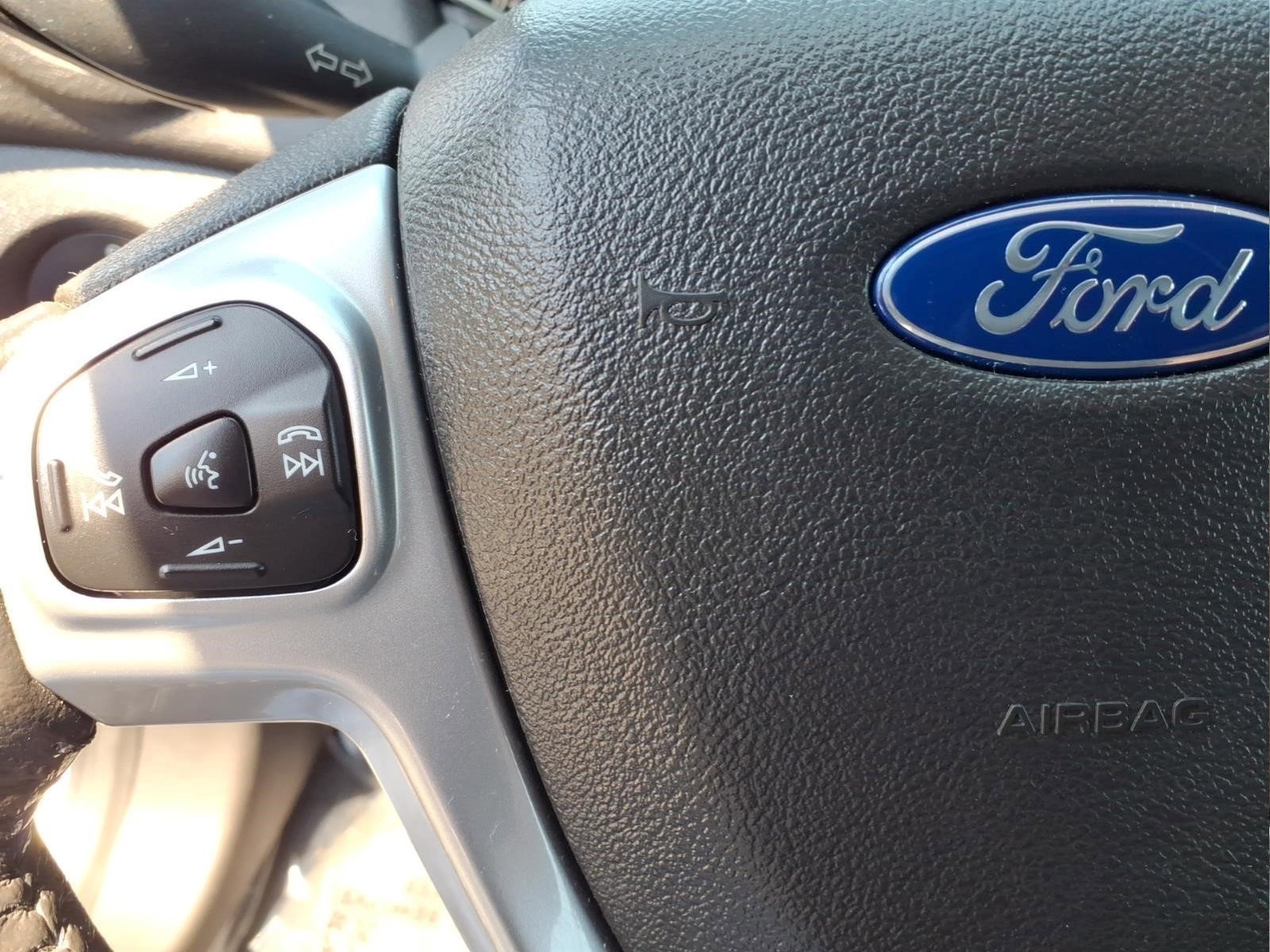 Used 2016 Ford Fiesta SE FWD image 24