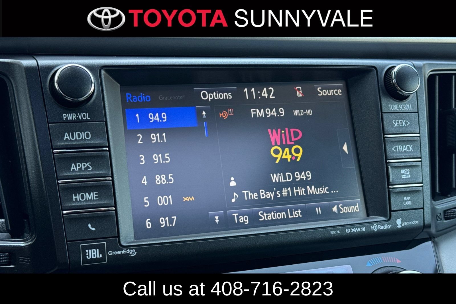 Used 2017 Toyota RAV4 Limited AWD/4WD image 23