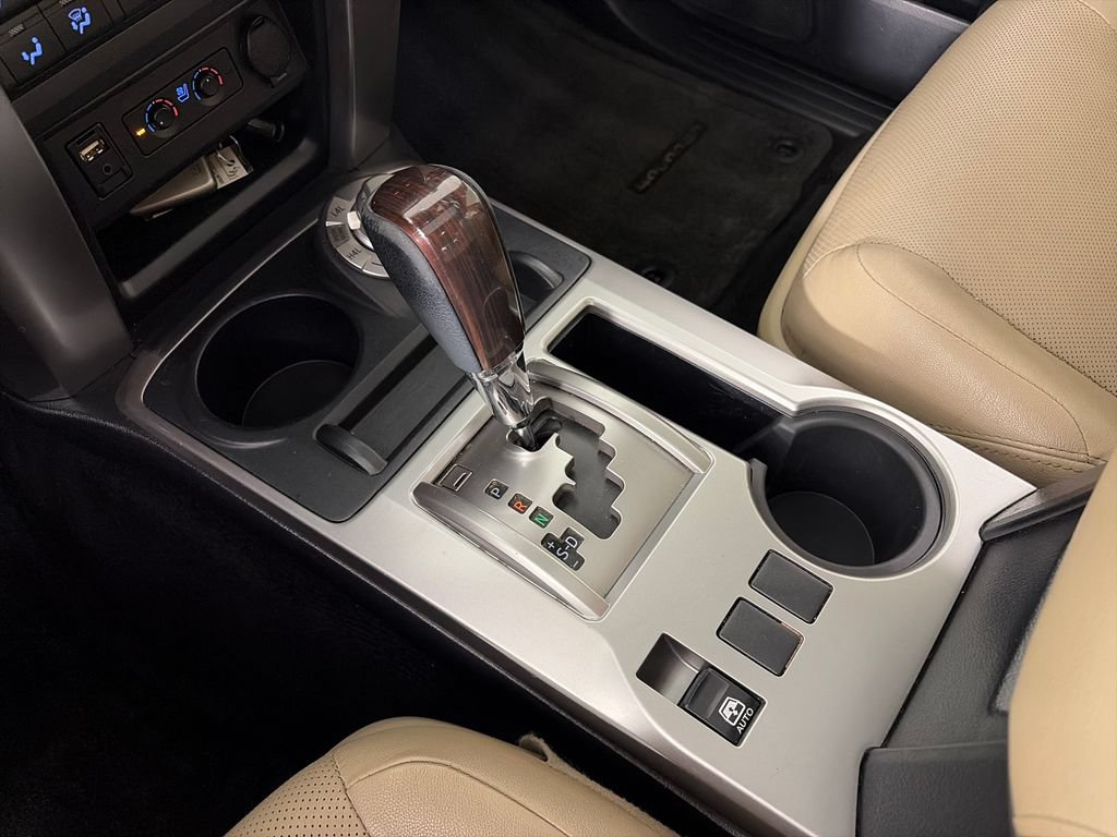 Used 2015 Toyota 4Runner Limited AWD/4WD image 22