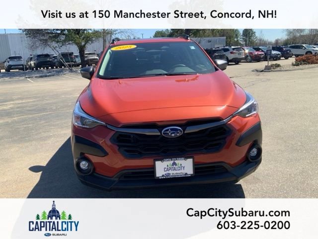 Used 2025 Subaru Crosstrek 2.0i Premium image 2