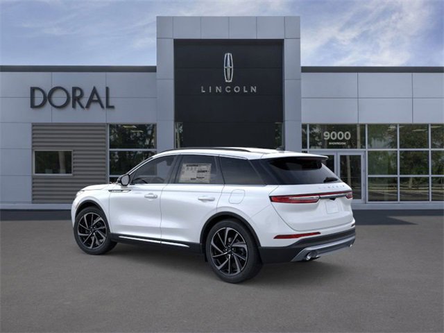 New 2026 Lincoln Corsair Reserve image 4