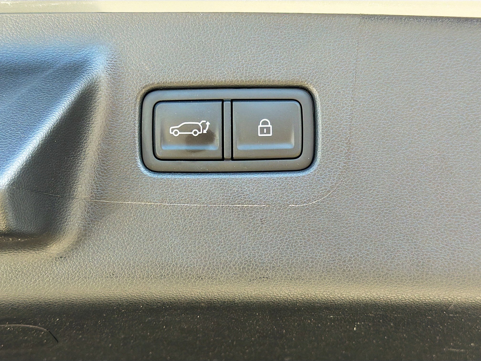 Used 2025 Hyundai Santa Fe Calligraphy image 14