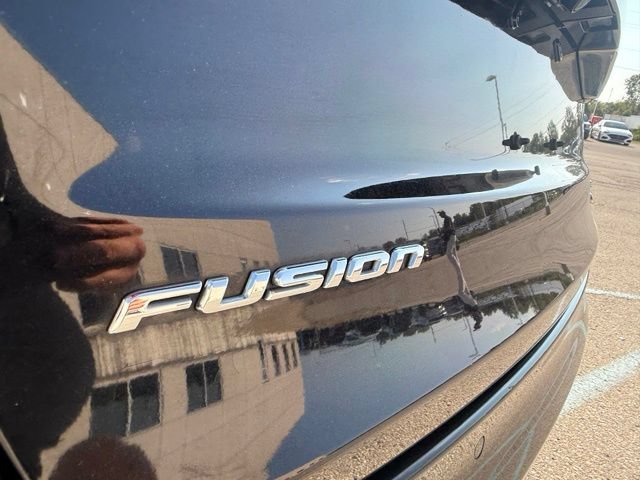 Used 2020 Ford Fusion SE FWD image 7