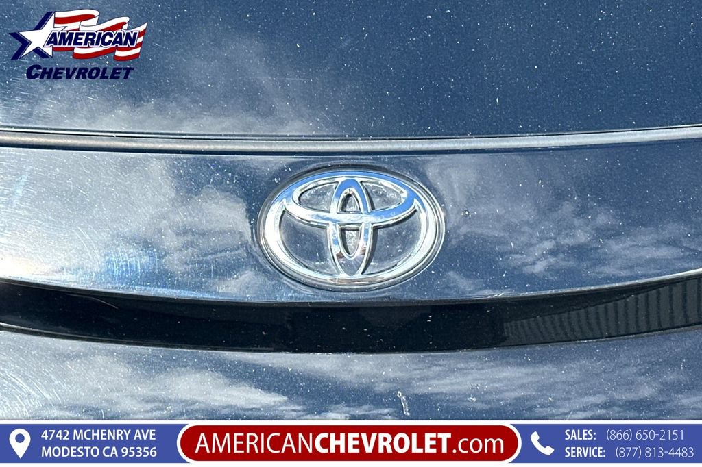 Used 2024 Toyota Corolla SE w/ SE Premium Package FWD image 38