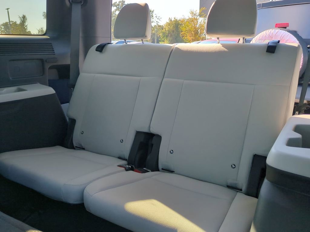 New 2026 Hyundai Santa Fe SE image 16