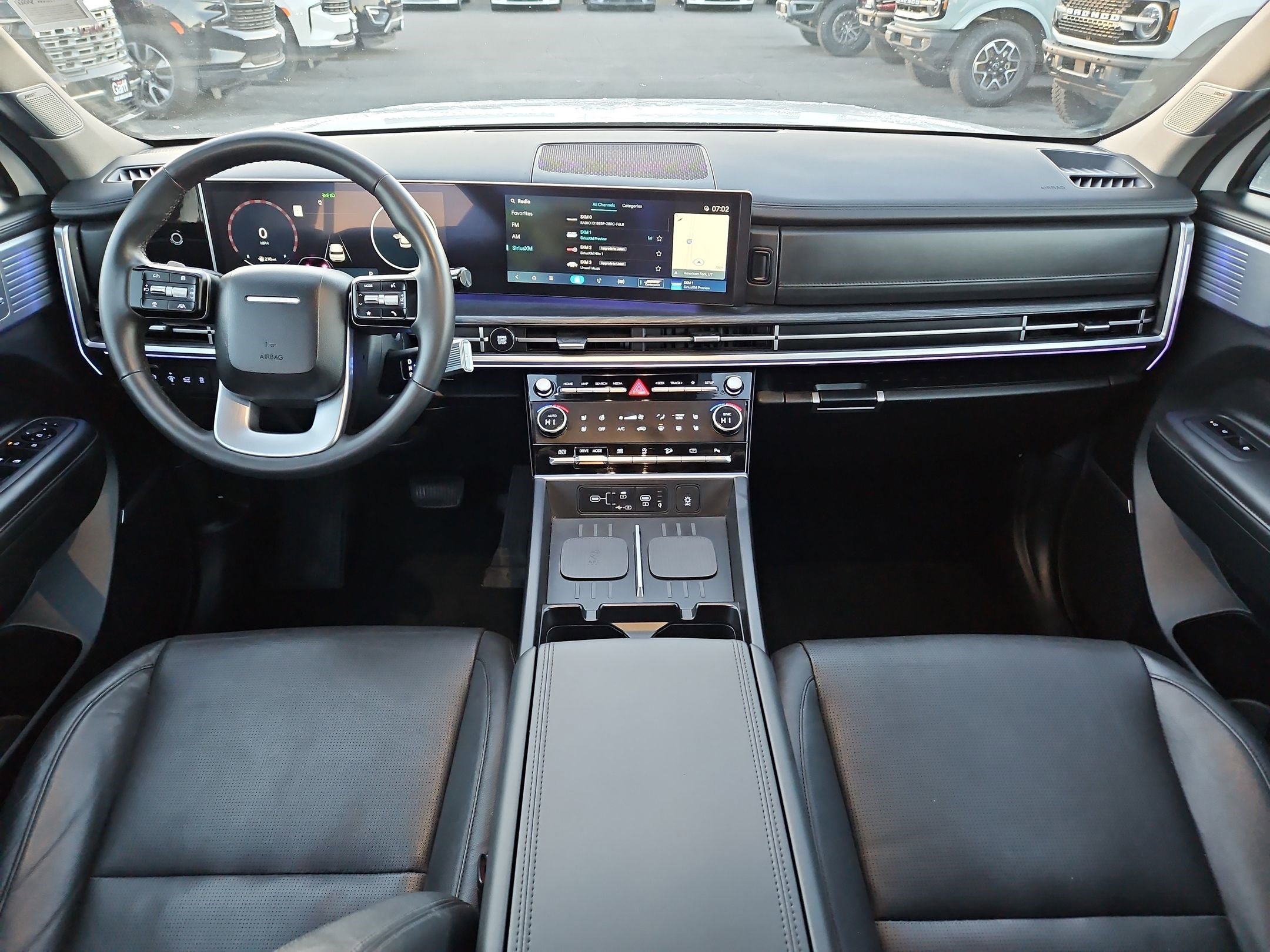 Used 2025 Hyundai Santa Fe Limited image 32