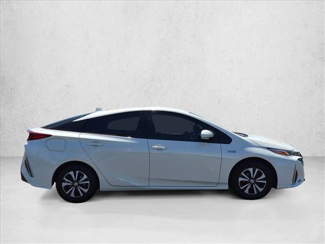 Certified 2019 Toyota Prius Prime Premium FWD image 4