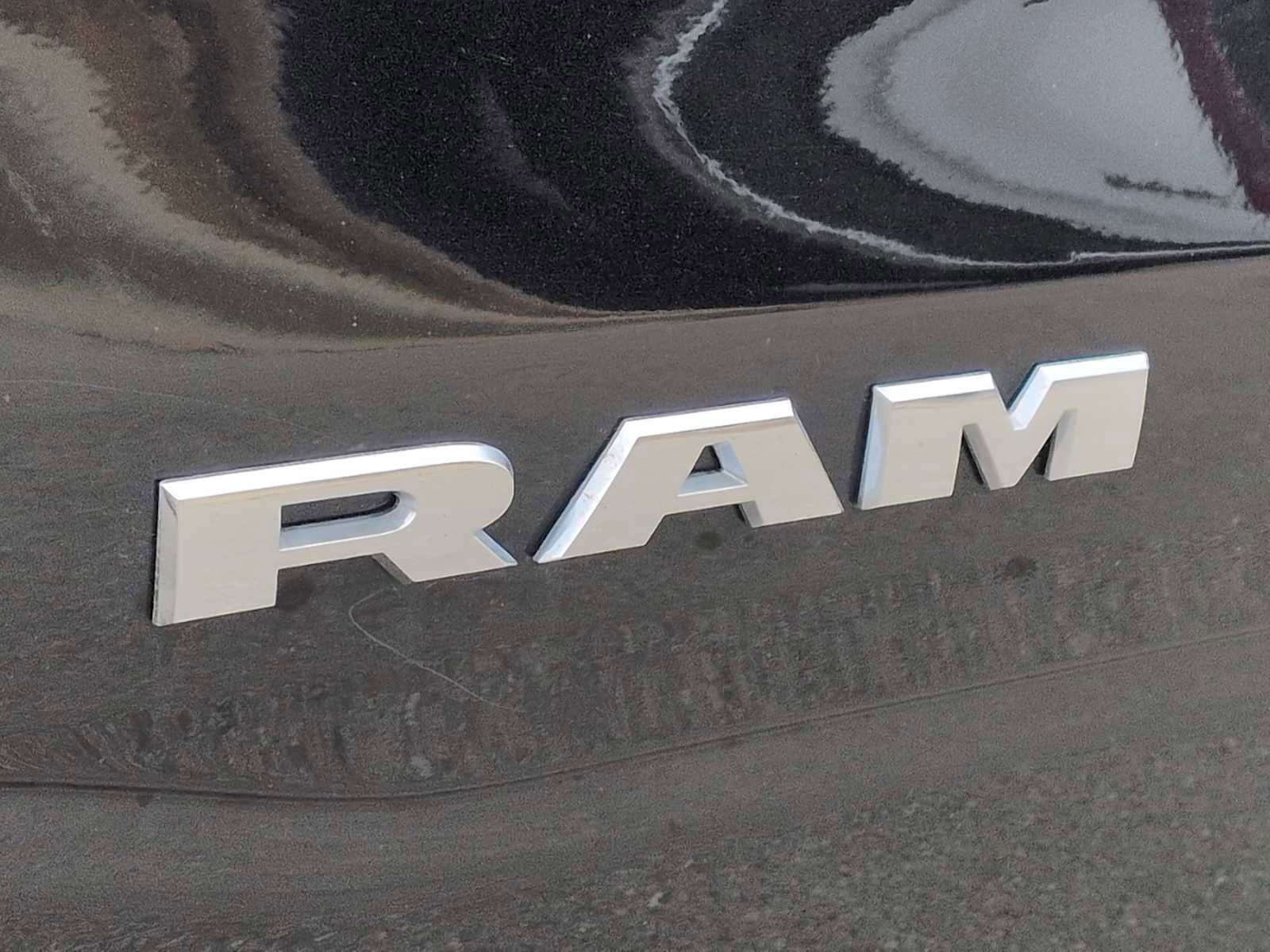 Used 2023 RAM 1500 Laramie image 13