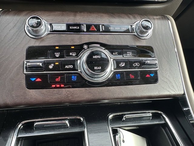Used 2023 Lincoln Aviator Reserve w/ Equipment Group 201A image 36