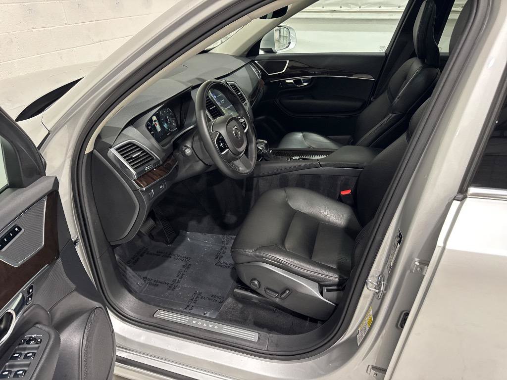 Used 2019 Volvo XC90 T6 Momentum w/ Protection Package AWD/4WD image 34