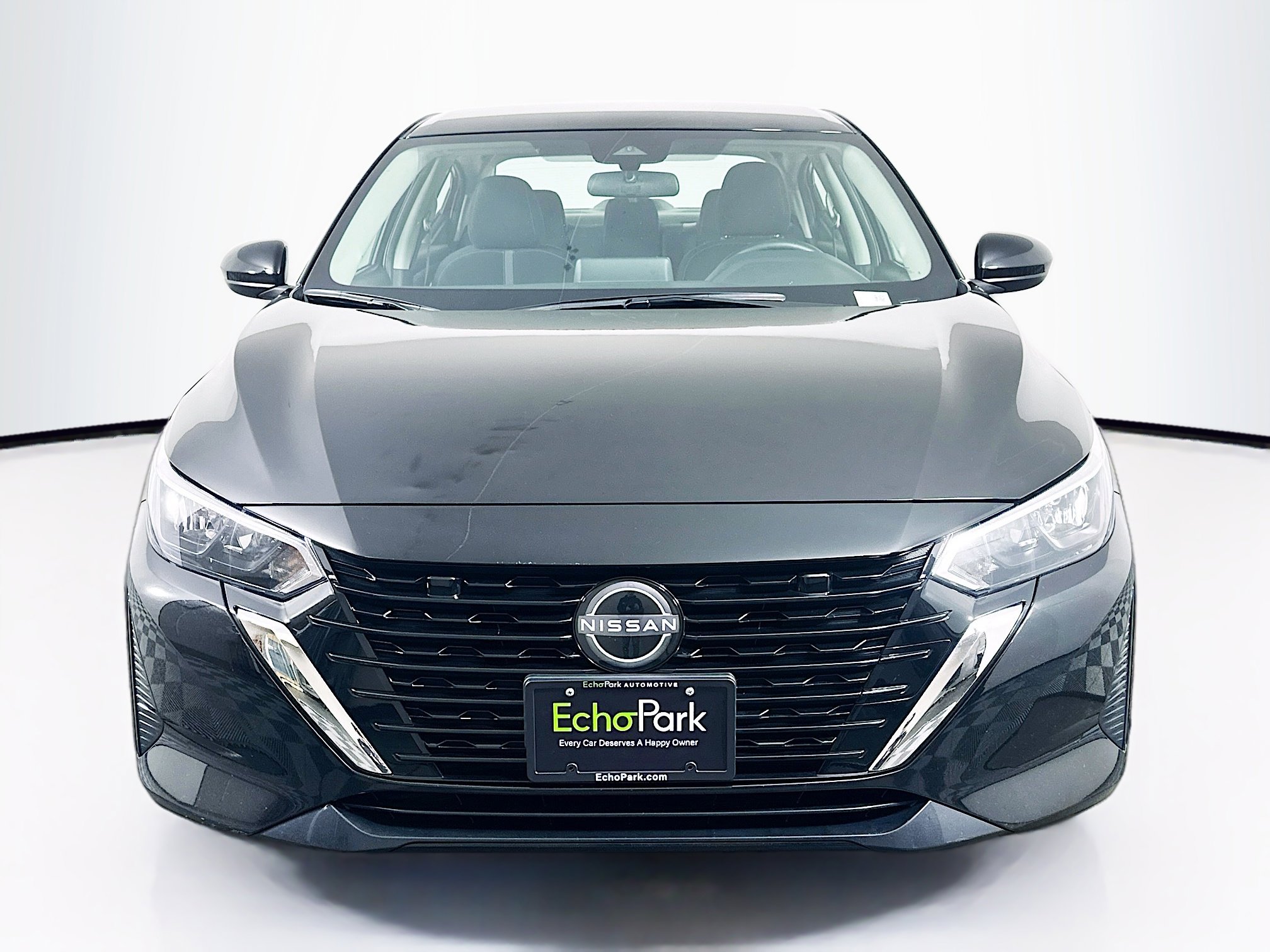 Used 2024 Nissan Sentra SV image 2