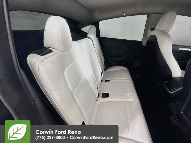 Used 2022 Tesla Model Y Performance AWD/4WD image 28
