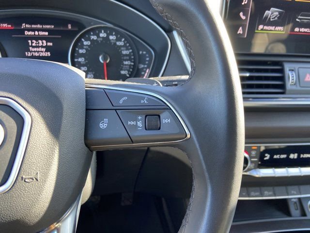 Certified 2022 Audi Q5 2.0T Premium w/ Convenience Package image 17