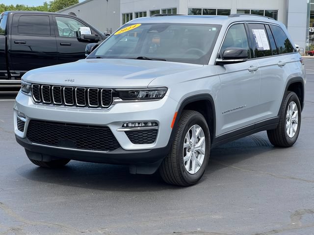 Certified 2024 Jeep Grand Cherokee Limited AWD/4WD image 50