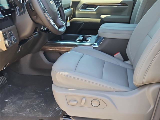 New 2026 Chevrolet Silverado 3500 LT w/ All Star Edition AWD/4WD image 4