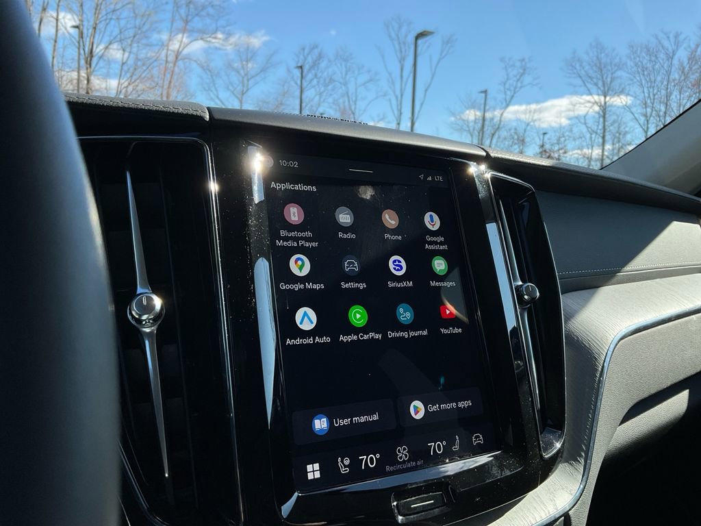 Certified 2025 Volvo XC60 B5 Ultra image 21