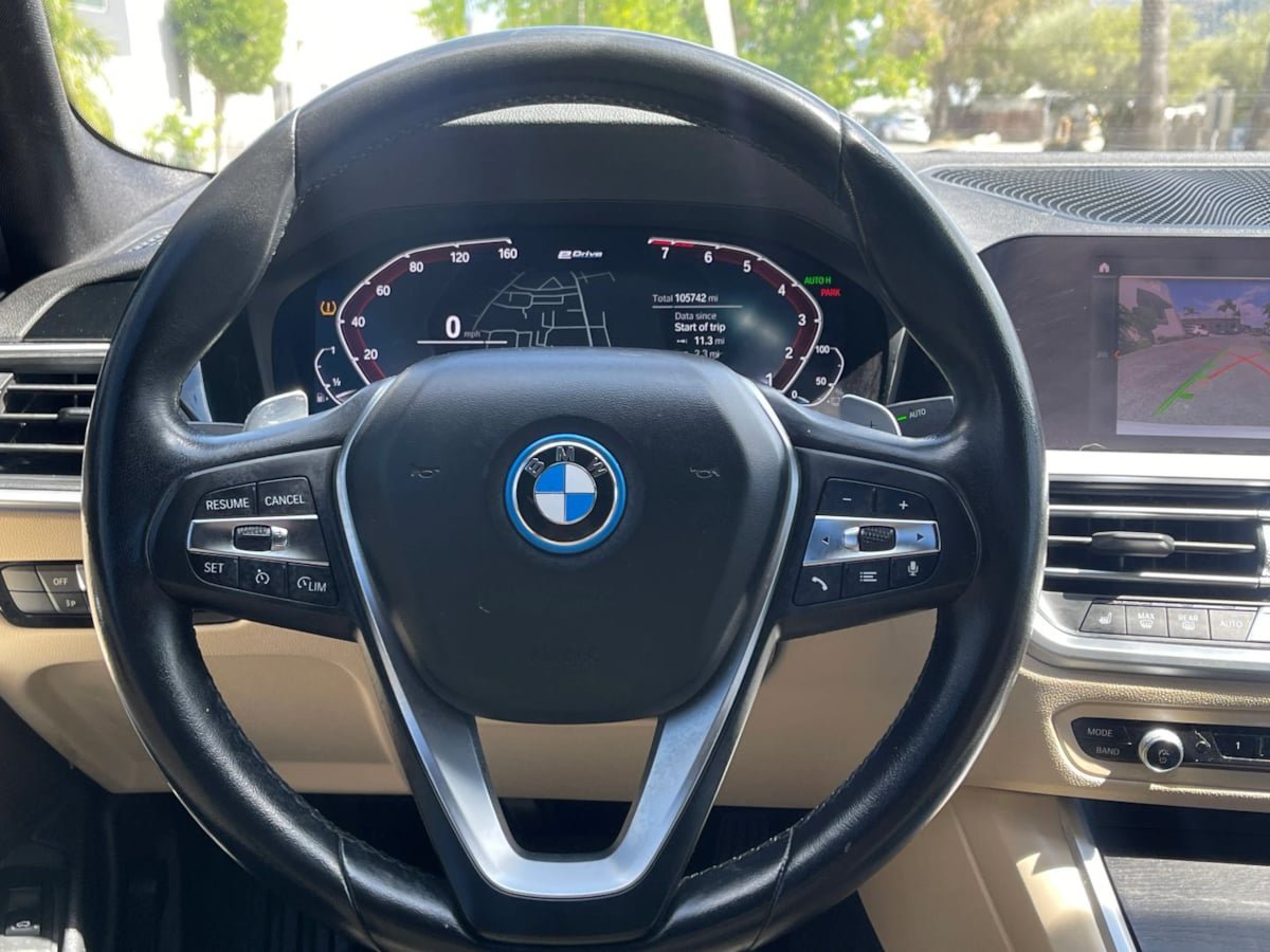 Used 2022 BMW 330e w/ Driving Assistance Package RWD image 13