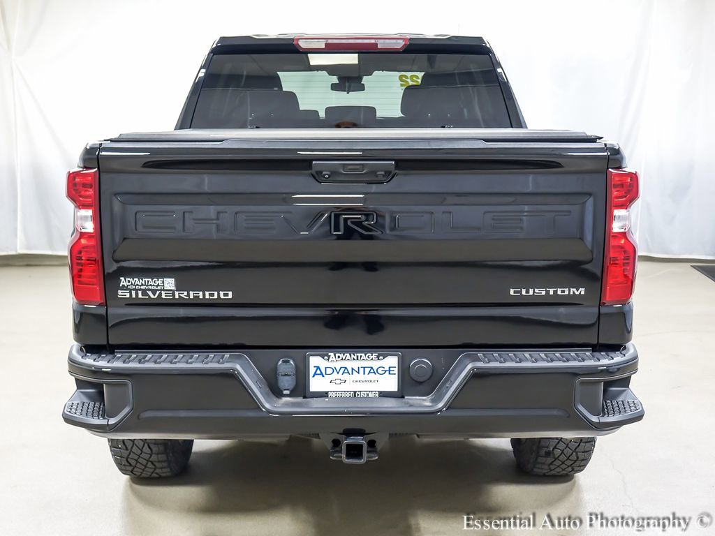 Used 2022 Chevrolet Silverado 1500 Custom Trail Boss AWD/4WD image 6