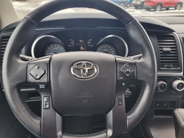 Used 2022 Toyota Sequoia TRD Sport image 17