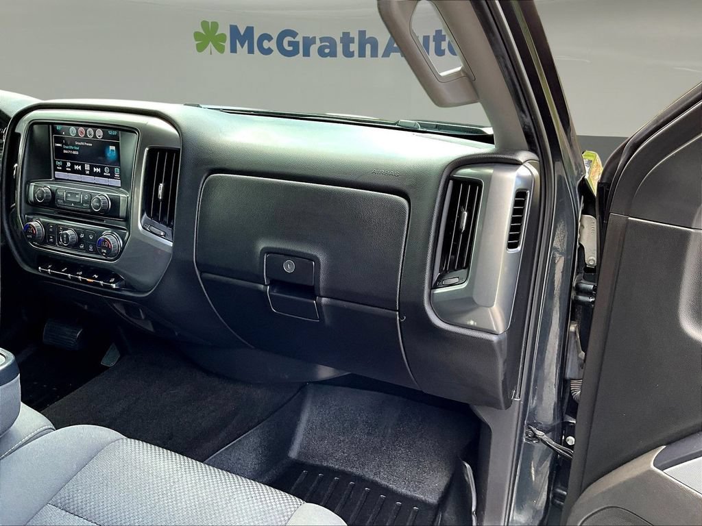 Used 2018 Chevrolet Silverado 1500 LT w/ All Star Edition AWD/4WD image 29