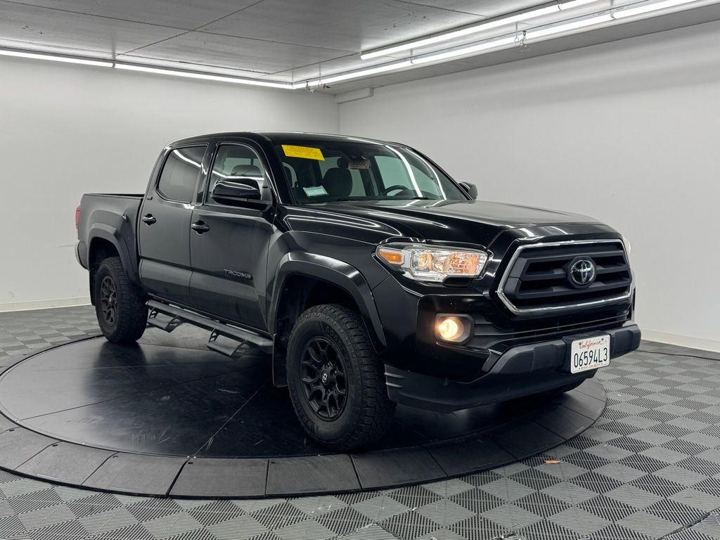 Used 2022 Toyota Tacoma SR5 RWD image 3
