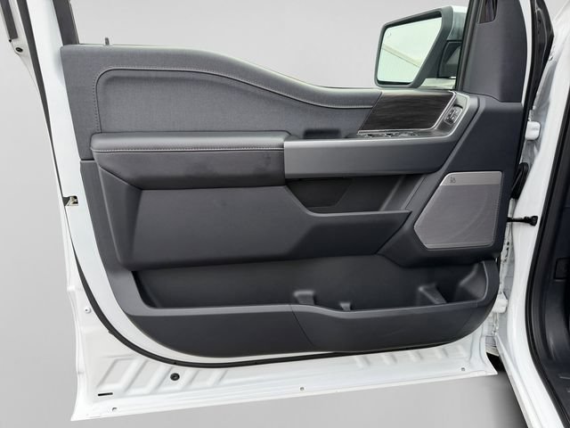 Used 2025 Ford F150 Lariat w/ Bed Utility Package AWD/4WD image 13