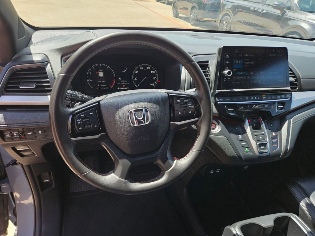 Used 2025 Honda Odyssey Sport-L image 17