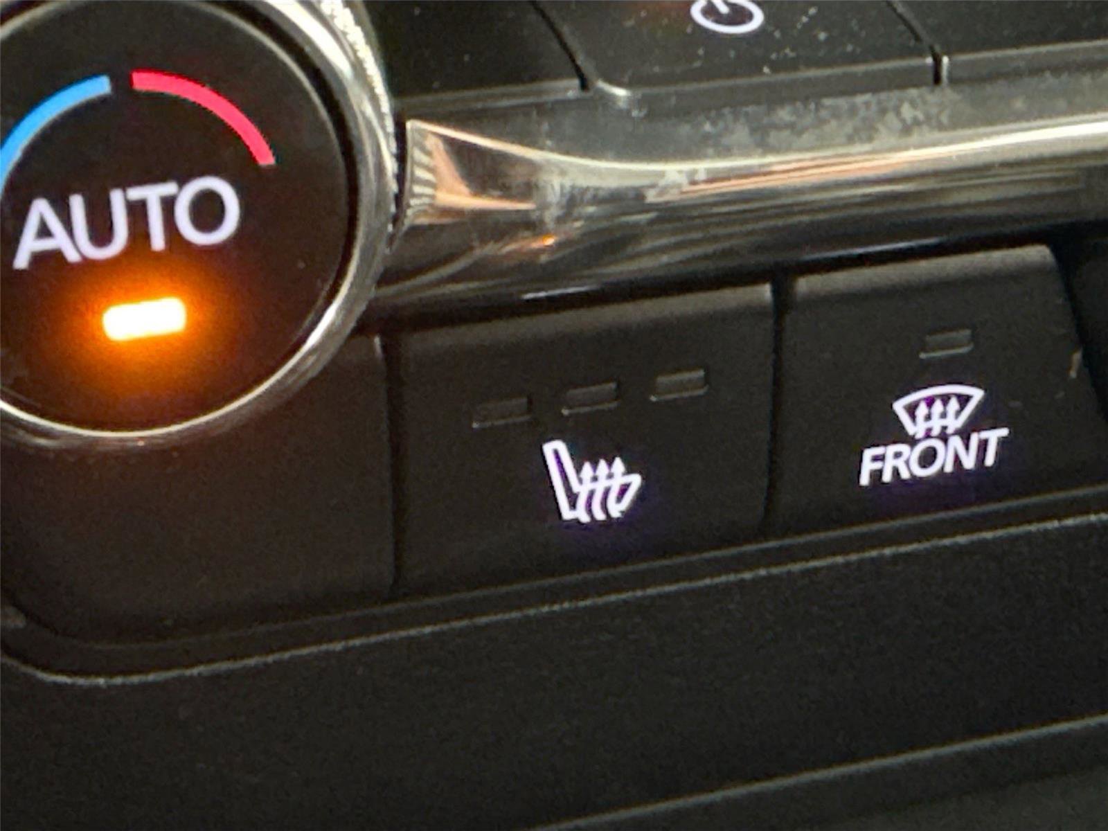 Used 2020 MAZDA MAZDA3 AWD Sedan w/ Premium Package image 8