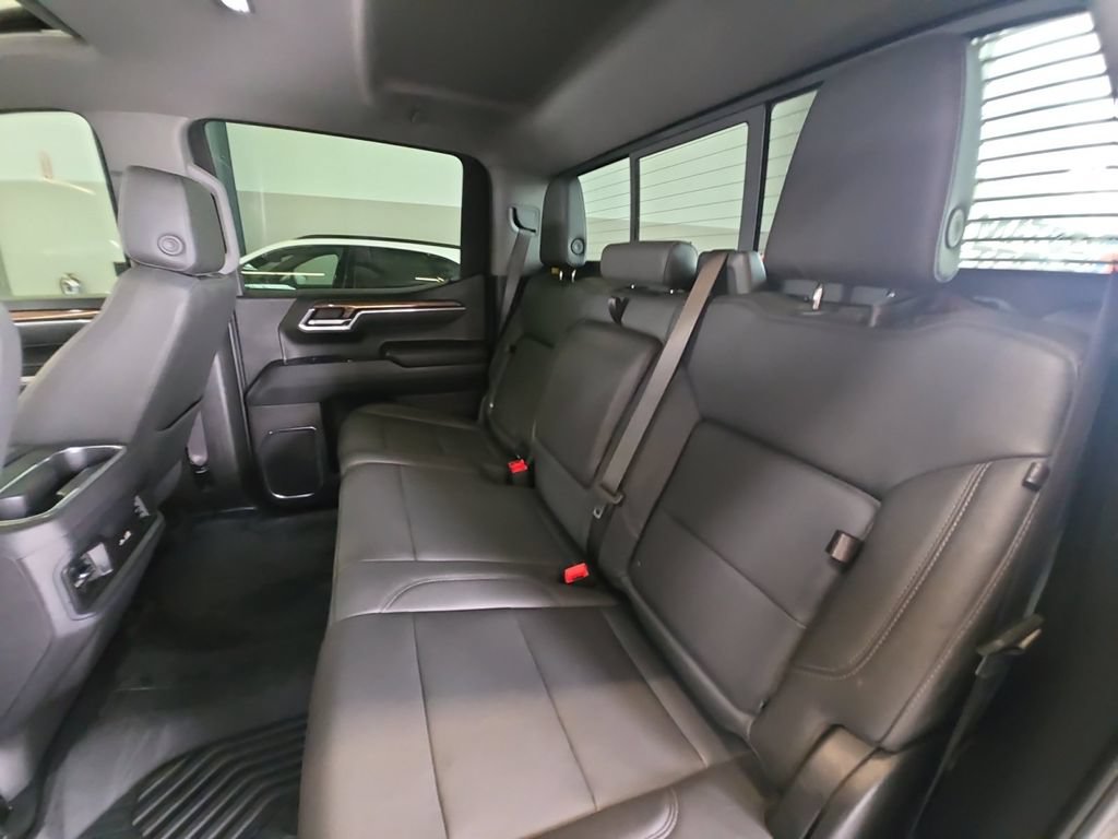 Used 2024 Chevrolet Silverado 1500 LT Trail Boss w/ LT Trail Boss Premium Package AWD/4WD image 22