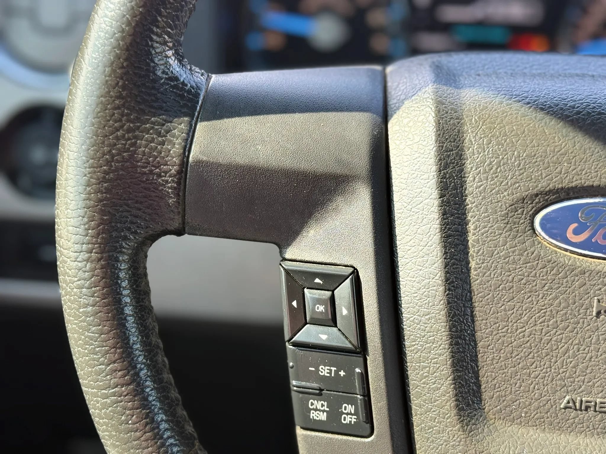 Used 2011 Ford F150 Lariat w/ Lariat Plus Pkg RWD image 28
