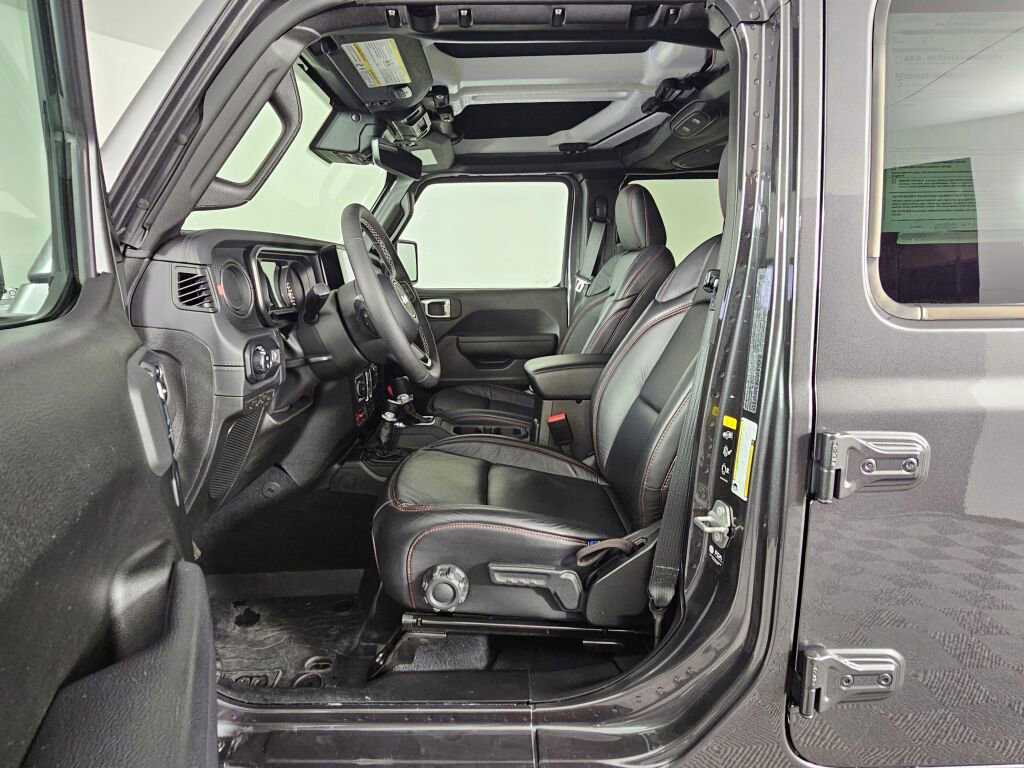 Used 2025 Jeep Gladiator Rubicon w/ Safety Group image 19