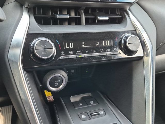 Certified 2024 Toyota Venza LE AWD/4WD image 14