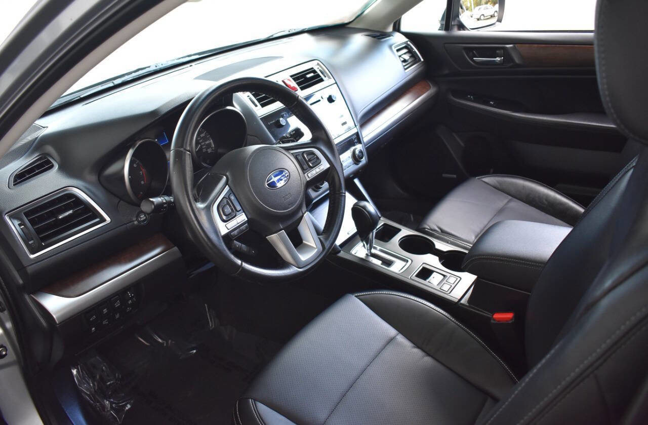 Used 2016 Subaru Outback 3.6R Limited image 27