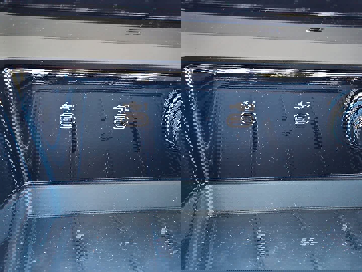 New 2025 Audi SQ5 Premium Plus image 13