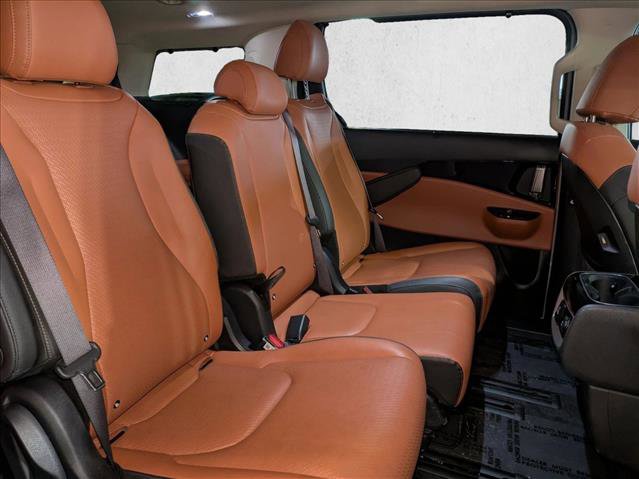Used 2023 Kia Carnival SX Prestige image 22