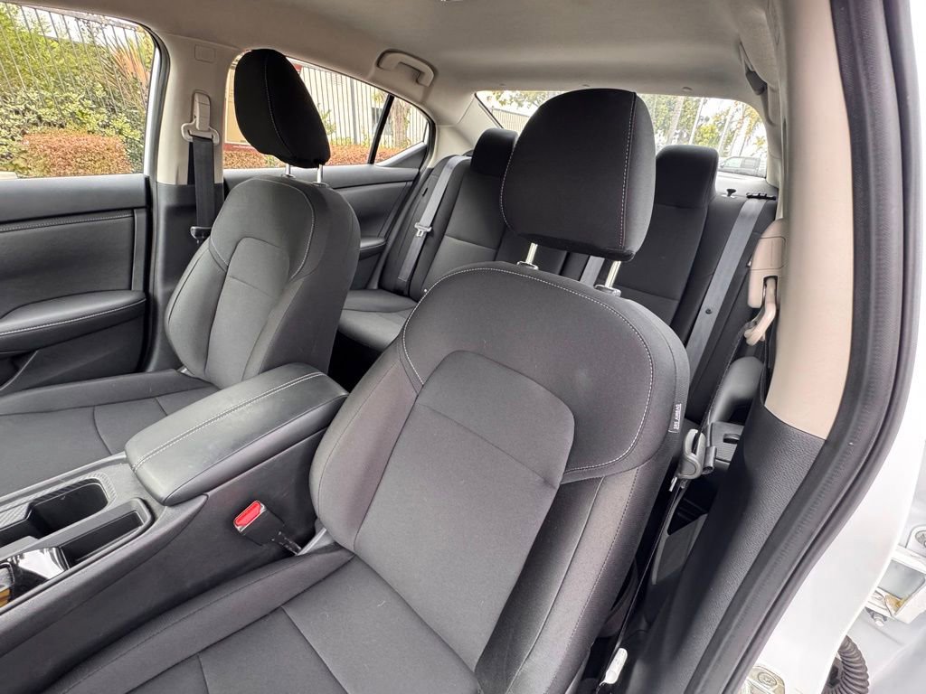 Certified 2025 Nissan Sentra S FWD image 13