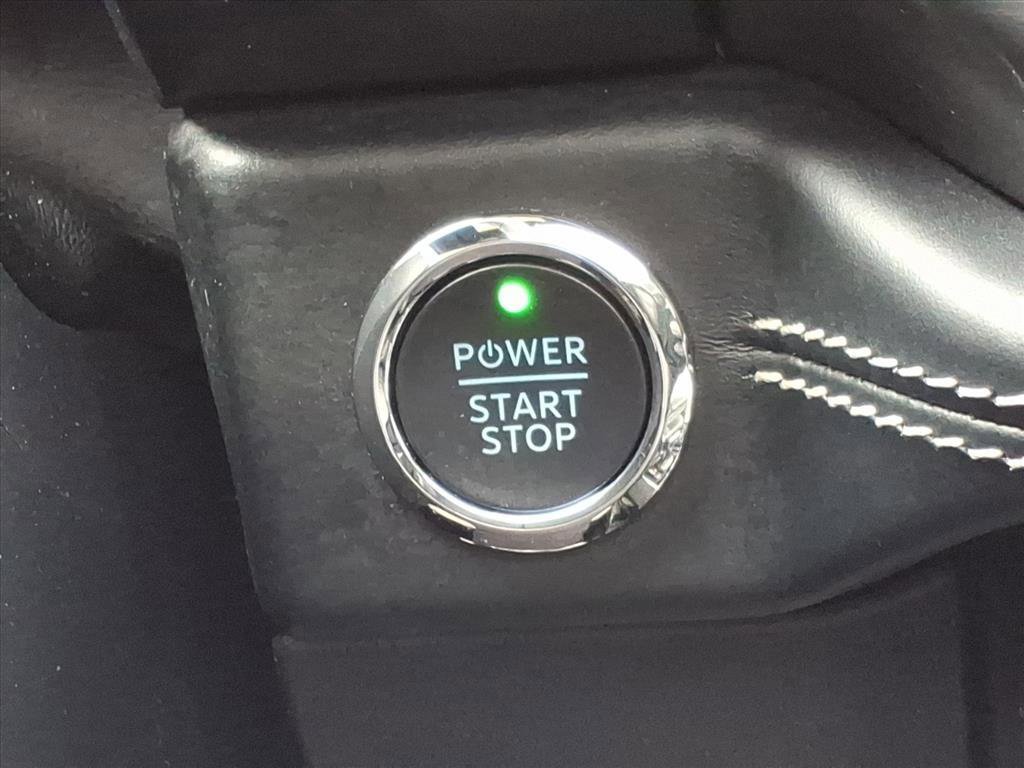 Used 2024 Ford F150 Lightning Platinum image 19